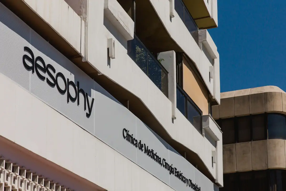 mejor clínica de cirugía estética en Málaga Salud Ideal Clínica Aesophy